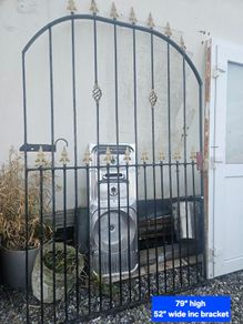 side gate