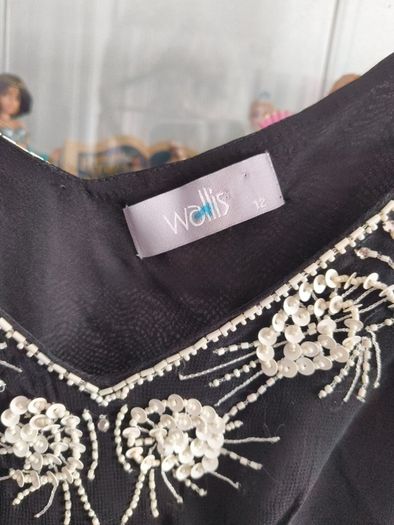 Wallis top
