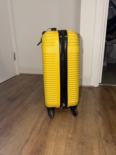 Ochnik suitcase