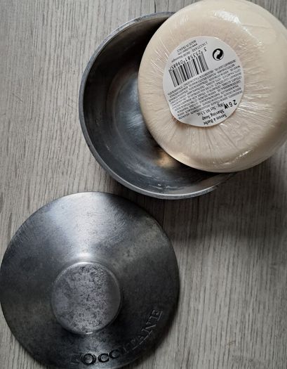 Vintage loccitane soap holder