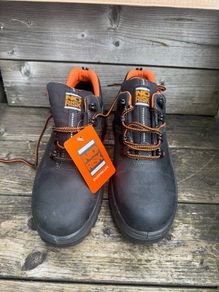 safty boots no risk