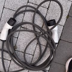 EV charging cable. Type 2 to Type 2 10m single phase