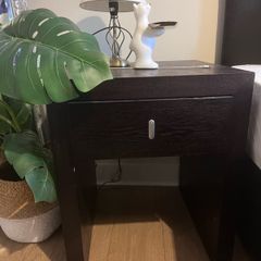 X3 Bedside table