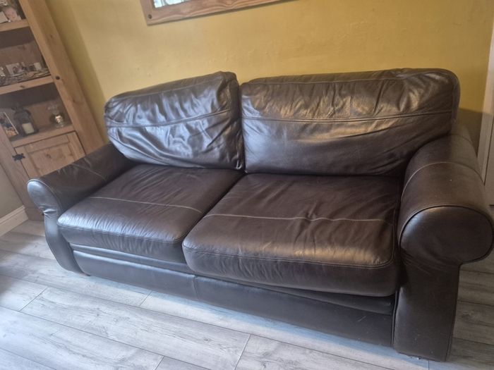 free Sofa brown Leather