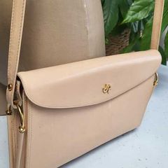 PAL-MAN  (Made in Madrid) Vintage leather bag with gold hardware