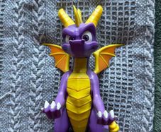 Spyro Holder