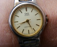 Q&Q Quartz  Watch Analog Original two tone Bracelet (fresh battery)