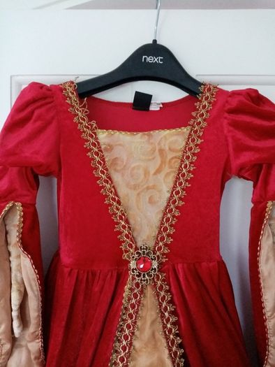 Fabulous Queen dress up costume