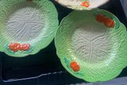 Staffordshire England Vintage Midwinter Cabbage Leaf , Tomato Design 20cm Plate