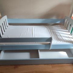 Children's bed