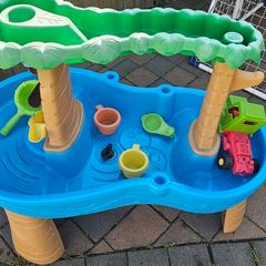 Kids water table feom Smyths