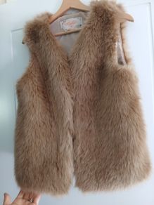 Fur gilet
