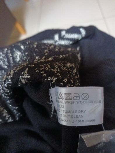 Mudflower Black Jumper.  S.  S-M - 12.  New.