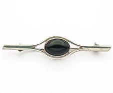 Vintage Whitby Jet 925 Sterling Silver Brooch