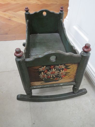 Vintage/Antique Wood Rocking Doll Cradle