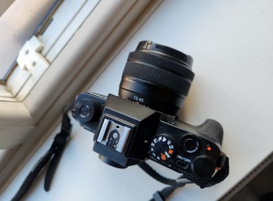Fujifilm X-T200 with Kit Lens