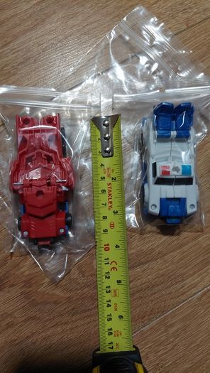 Transformers / toys / combiners