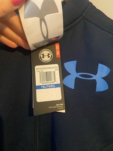 BNWT Under Armour Zip Up YXL