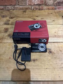 digital camera