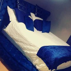 queen size bed