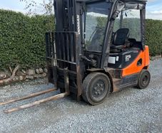 Forklift