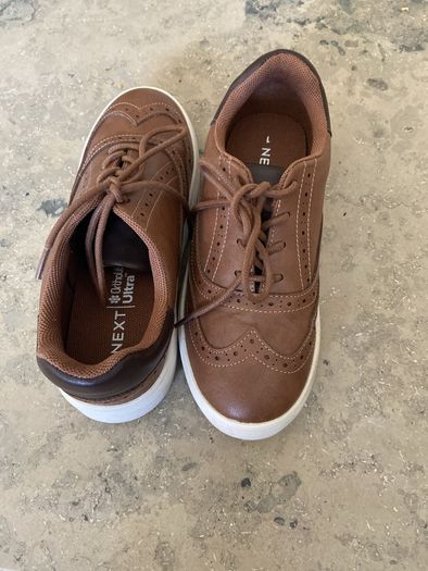 boys shoes