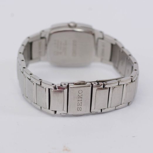 Ladies Seiko Quartz Watch