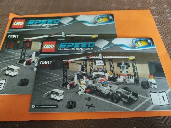 LEGO SPEED CHAMPIONS 75911: McLaren Mercedes Pit Stop Car & Mini Figs