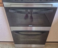 Zanussi freestanding 55cm electric cooker (hob and dbl oven)