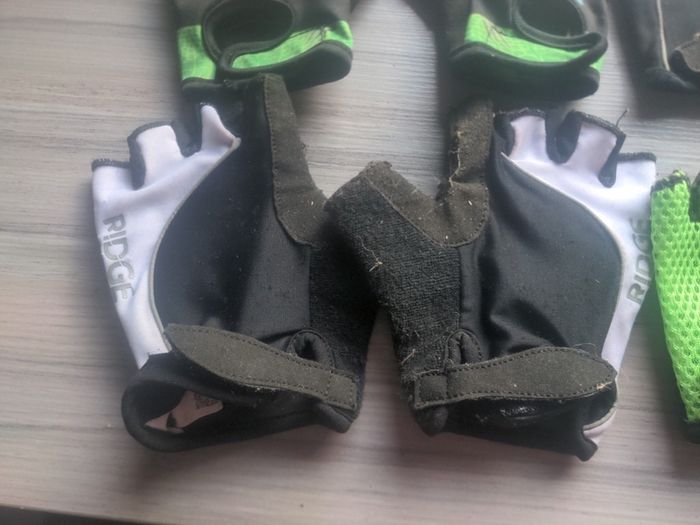 Bicycle gloves