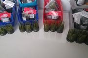 Distance feeder baskets