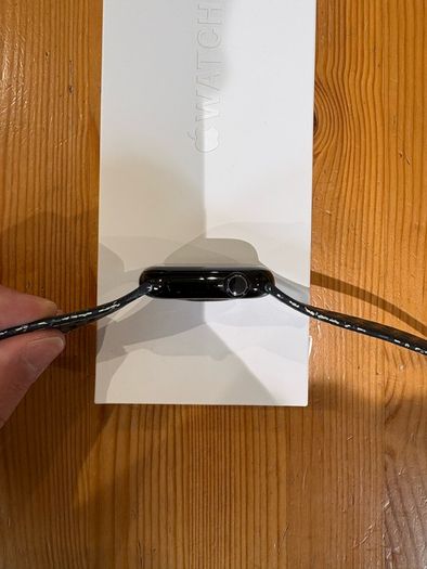 Apple Watch Series 10 42mm + 2 Bands + Box & Charger