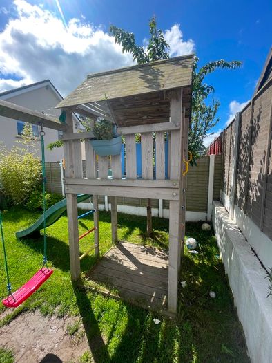 Wooden jungle gym