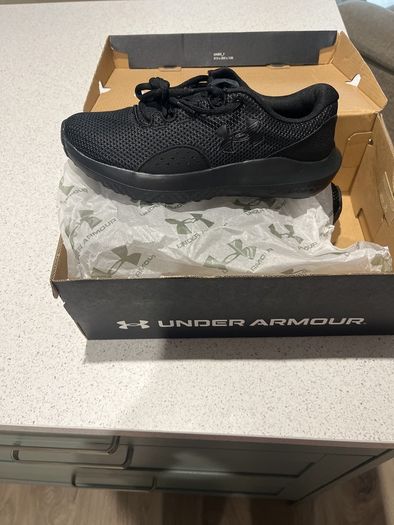 Womens trainers