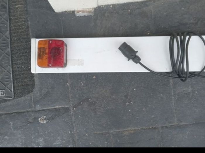 trailer light bar