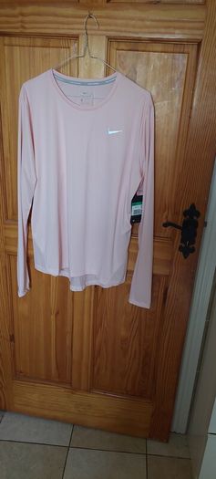 Ladies Nike Top