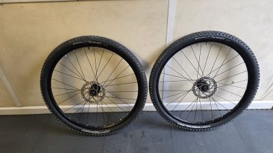 29 MTB Wheels  Thru Axle Continental Tyres Brand New
