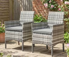 Set of 2 Rattan Garden Chairs with Cushions