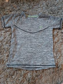 T shirt 8-9