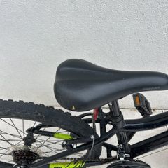 Kids bike - needs new tube for front tyre