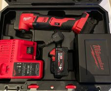 Milwaukee cordless multi-tool M18BMT