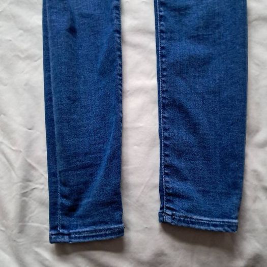 tommy hilfiger harlem flex super skinny jeans Size 27/30 mid rise zip fly