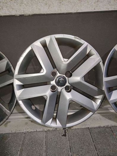 Renault Clio wheel hubs R16
