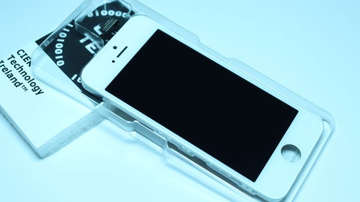 Apple iPhone 5 LCD Replacement Touch Screen Digitizer Assembly (White)