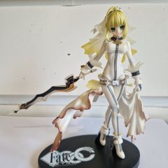 Anime Action Figure Fate / Stay Night Saber Figure in Bride outfit (Japan Import)