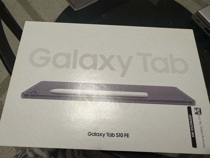 brand new samsung galaxy tab s10 256GB
