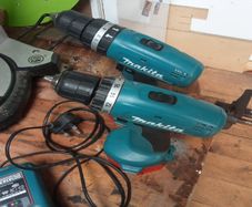Makita screw gun and driver