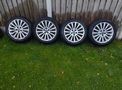 Ford Mondeo R17