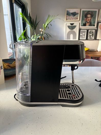 Sage Bambino Plus Espresso Machine & DeLonghi Coffee Grinder
