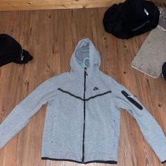 nike tech hoodie